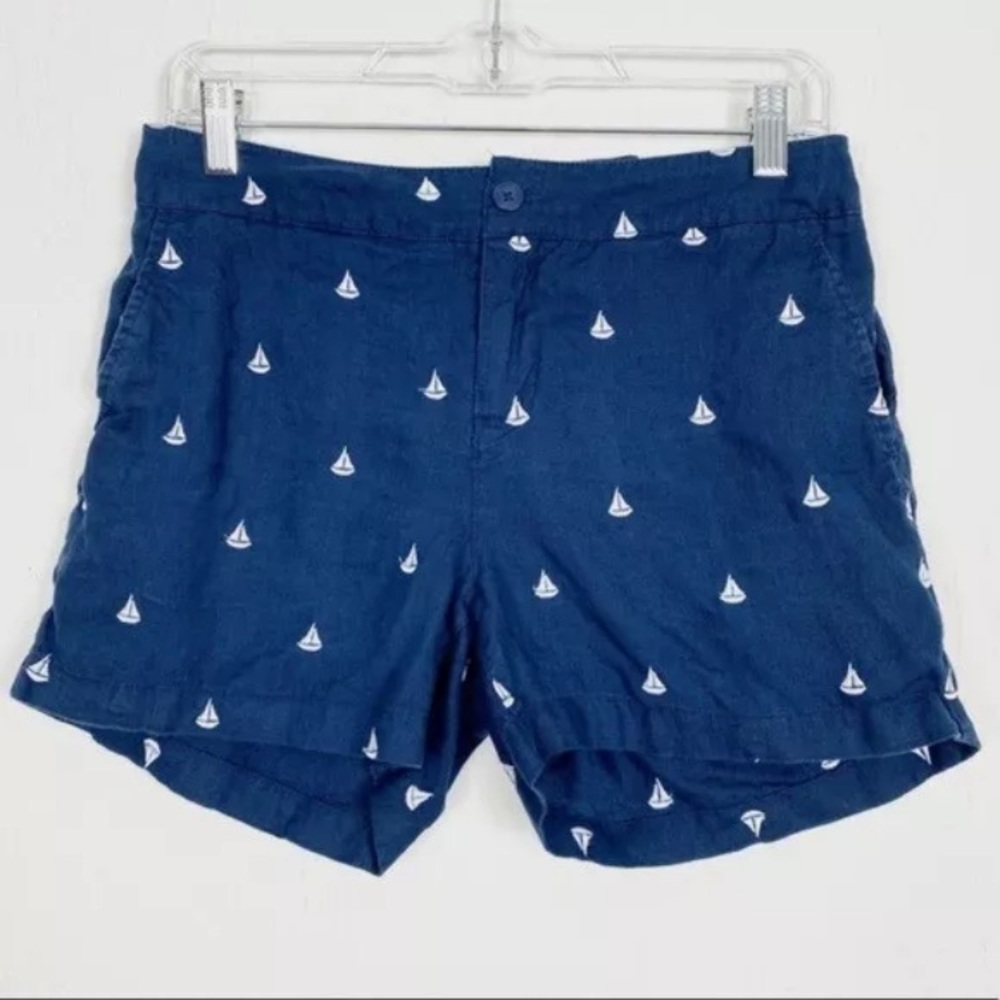 British Khaki mid-rise nautical / sailboat pattern shorts